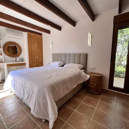Molinos - By Aldertons * Benissa